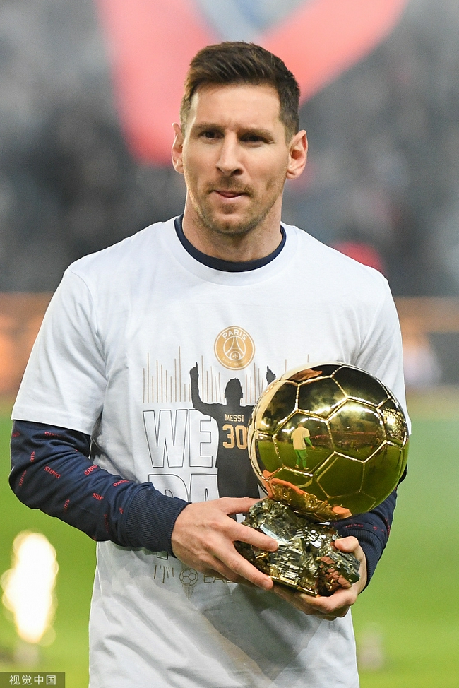 布翁焦尔诺谈主场欧冠首秀：听见欧冠主题曲时我感到无比激动