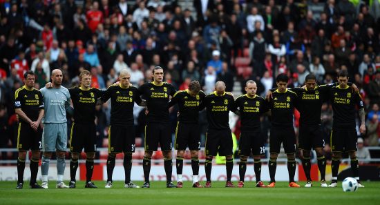 篮球湖人球员关键防守贡献显著