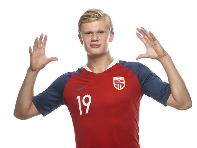 辽宁男篮王哲林末节关键得分