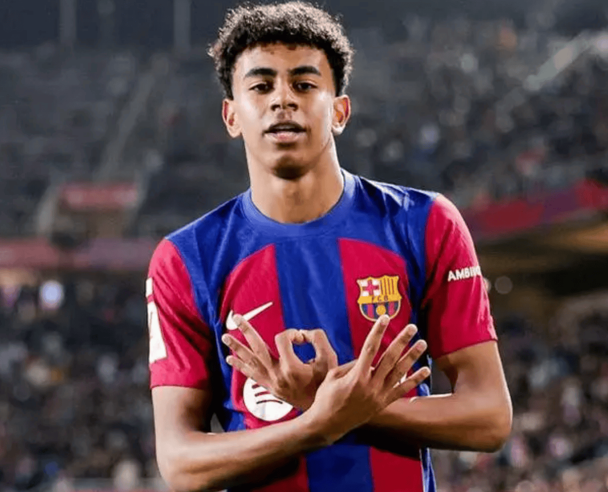 王励勤升任3天遭围攻，呼吁理性追星，极端球迷为何反目？