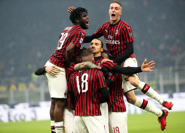 中后卫精准补防，挽救球队险境