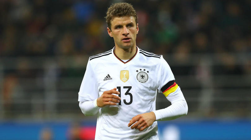 弗兰克：也许罗梅罗和范德芬该踢前锋；战旧主？比赛就是要赢